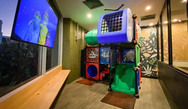 varsity lakes tavern